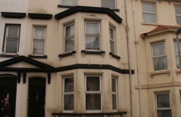 PLYMOUTH, DEVON, PL2 1SG